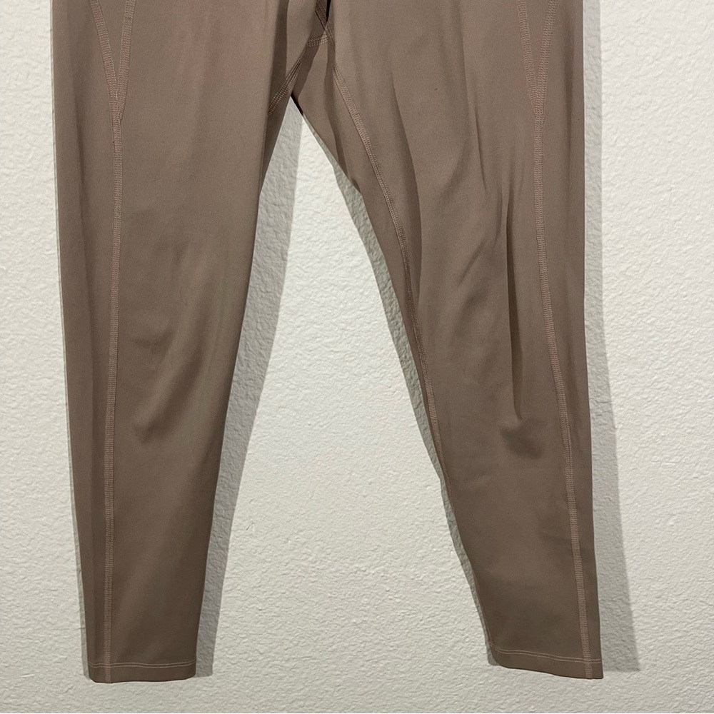 Girlfriend Collective Compressive High Rise Legging - Picture 5 of 12